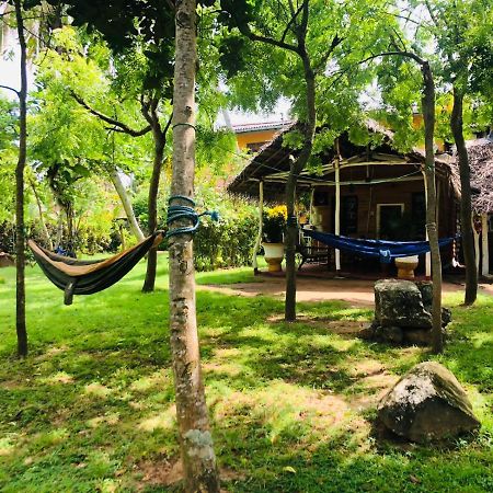 Lake View Cabana Paradise & Villa 탕갈레 외부 사진